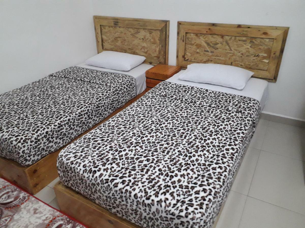Homestay Rgee Kuantan Kültér fotó